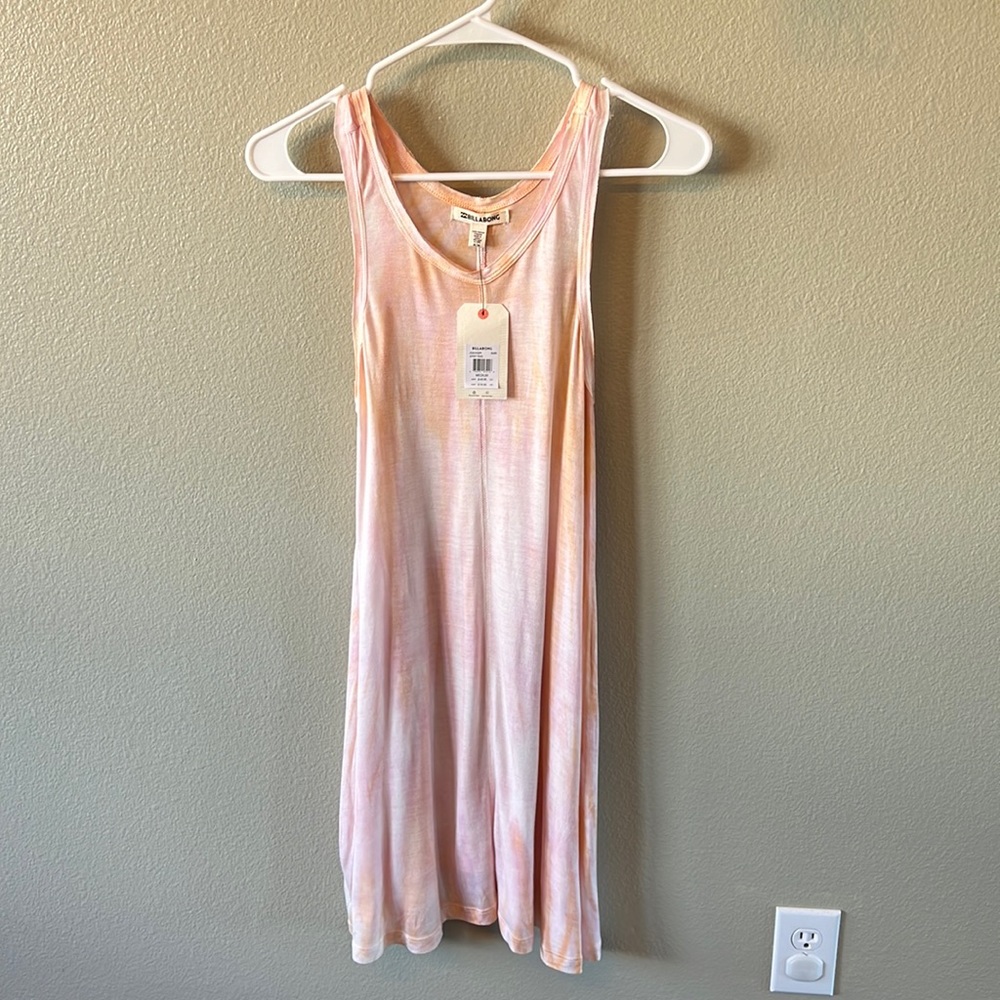 NWT: Billabong Tie Dye Dress; Women’s Medium
